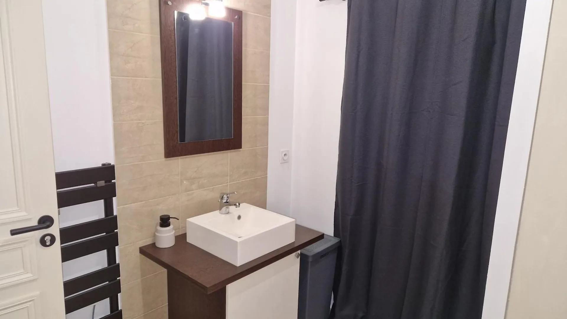 Au Spa De Llea Suite Retro Avignon